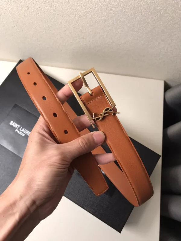 Saint Laurent belt