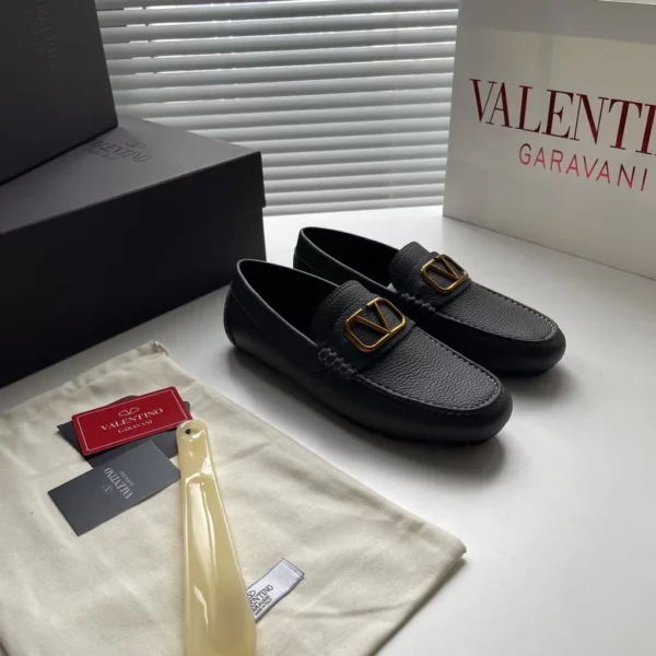 Valentino shoes - Replica shoes