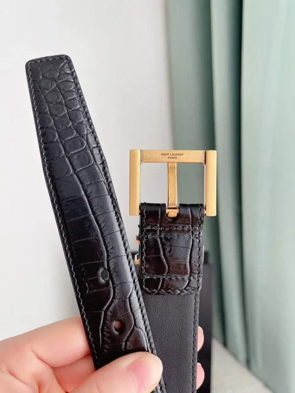 Saint Laurent belt