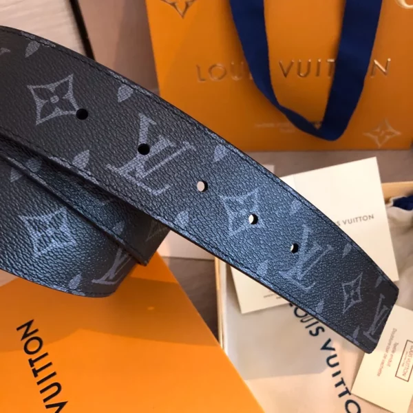 Louis Vuitton belt