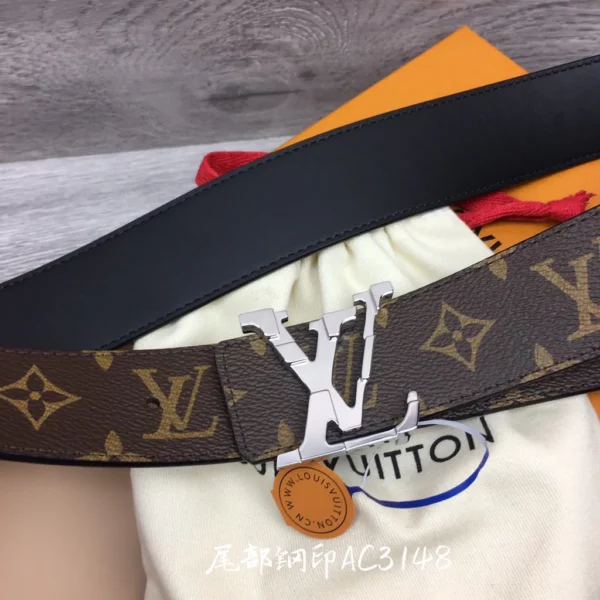 Louis Vuitton belt