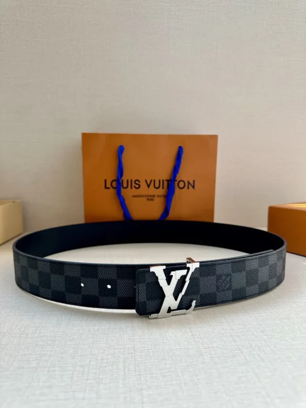 Louis Vuitton belt