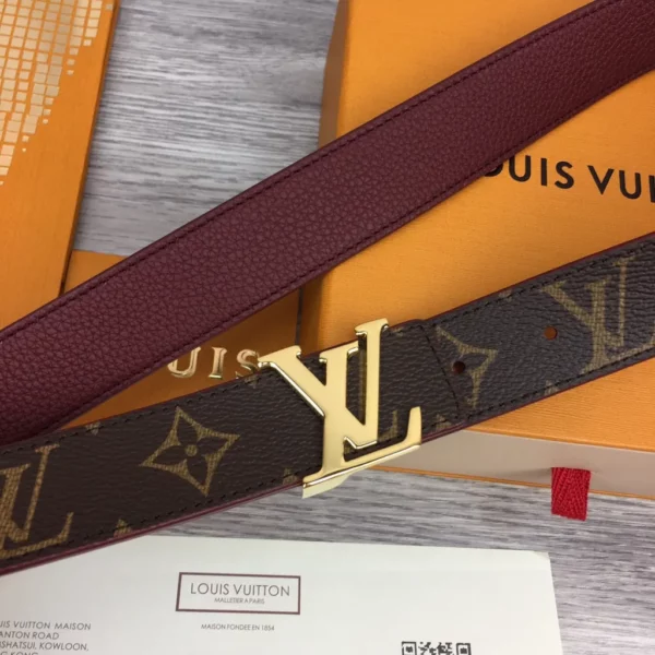 Louis Vuitton belt