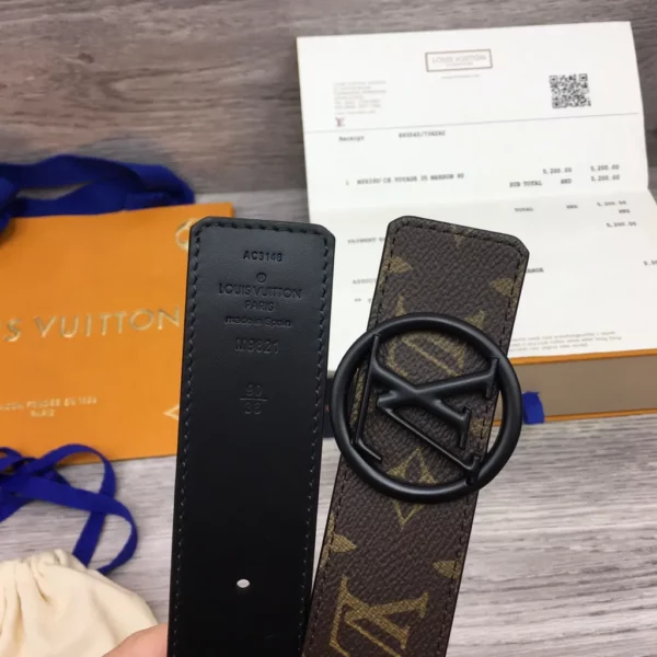 Louis Vuitton belt