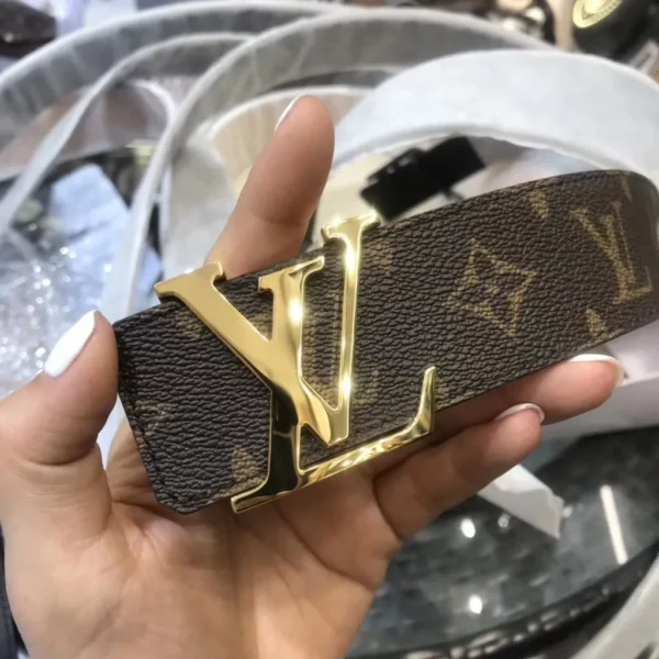 Louis Vuitton belt