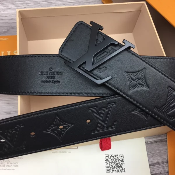 Louis Vuitton belt