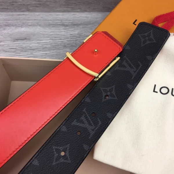 Louis Vuitton belt