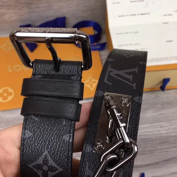 Louis Vuitton belt