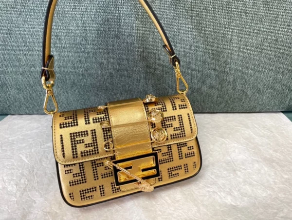 Versace bag - rep bags