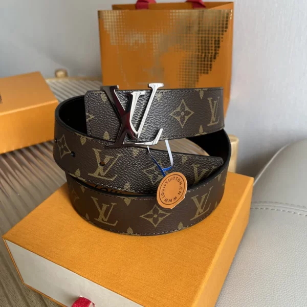 Louis Vuitton belt