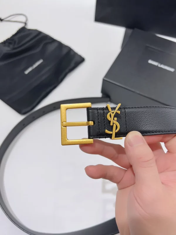 Saint Laurent belt