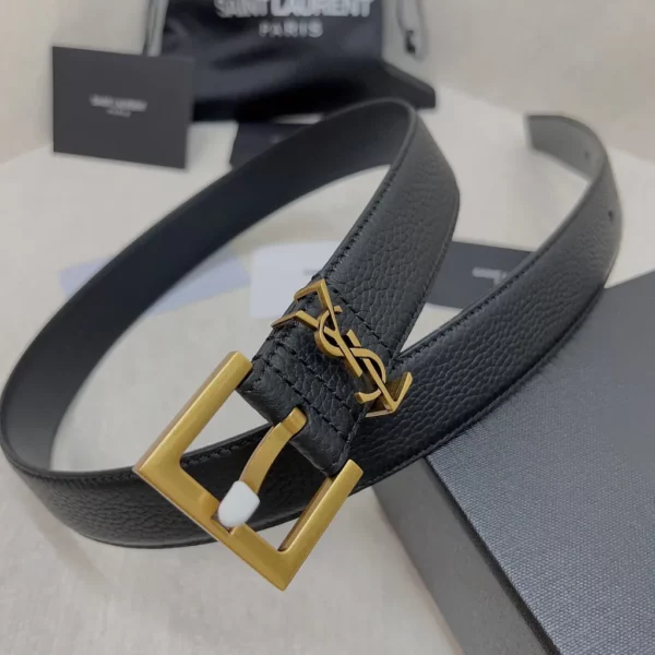 Saint Laurent belt