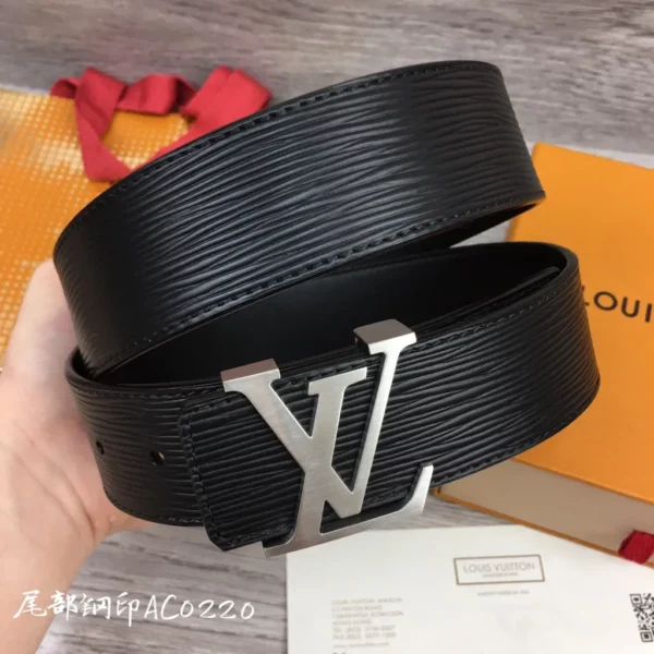 Louis Vuitton belt