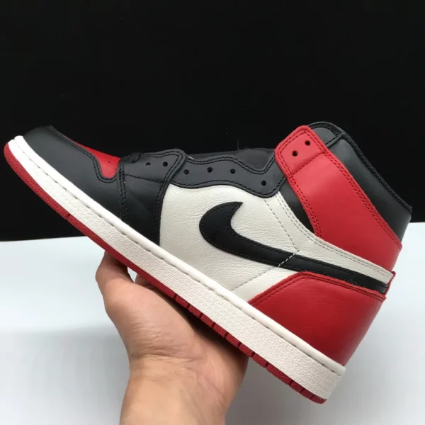 Air Jordan 1 Retro High OG Bred Toe - 2018-05-07 - Replica shoes