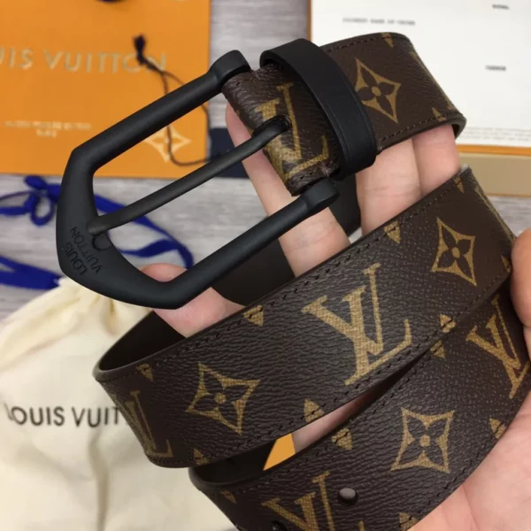 Louis Vuitton belt