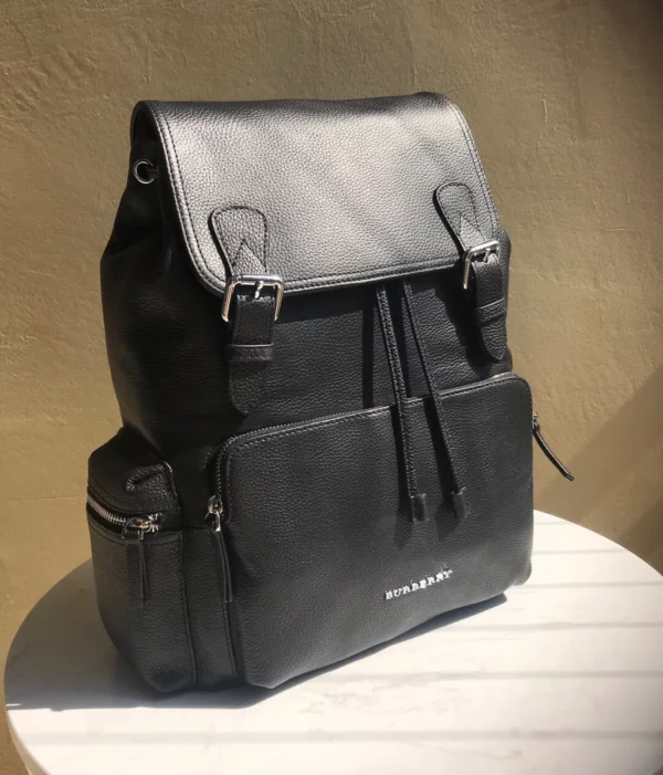 Burberry bag - rep bags