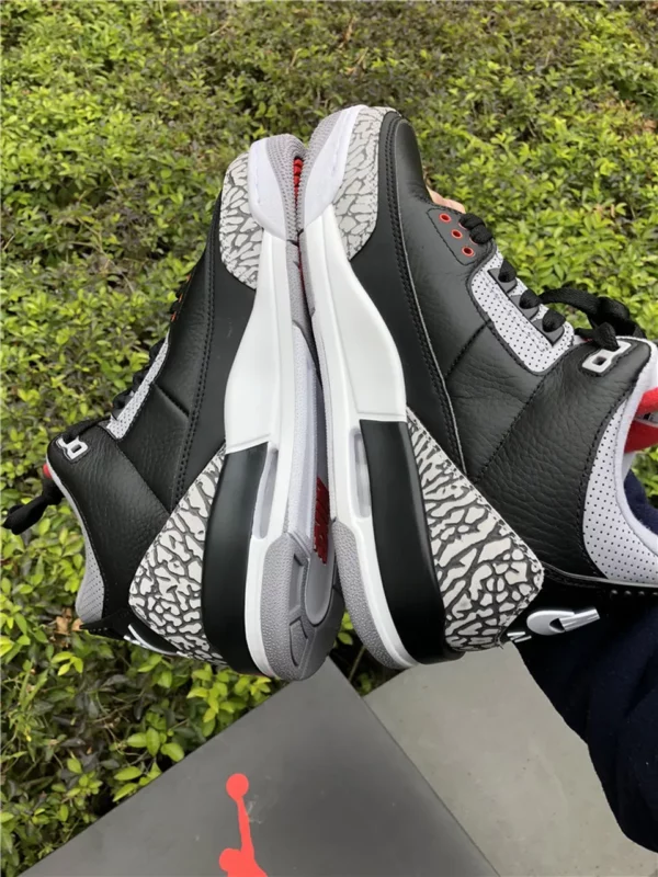 Air Jordan 3 OG Black Cement - 2018-03-02 - Replica shoes