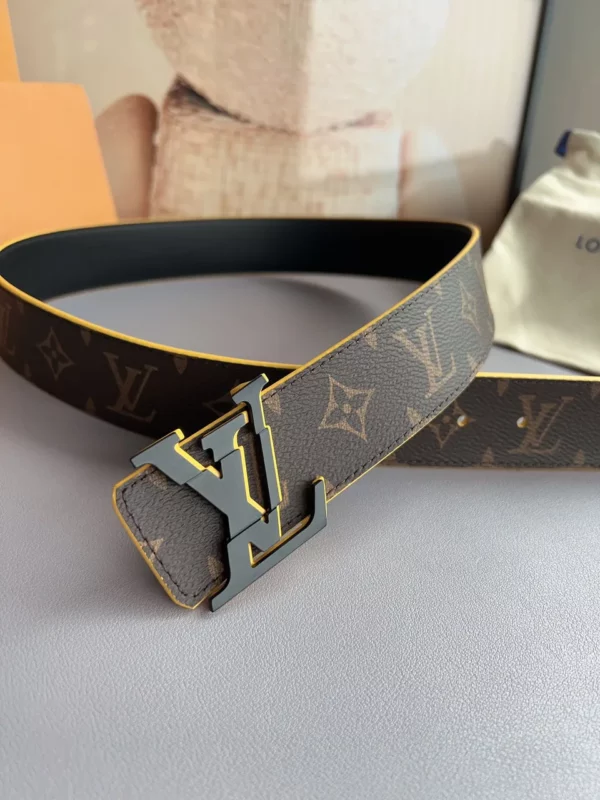 Louis Vuitton belt