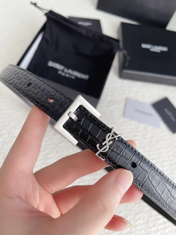 Saint Laurent belt