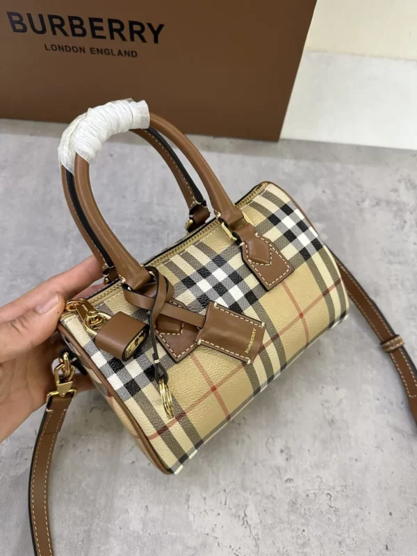 Burberry bag - replica bags