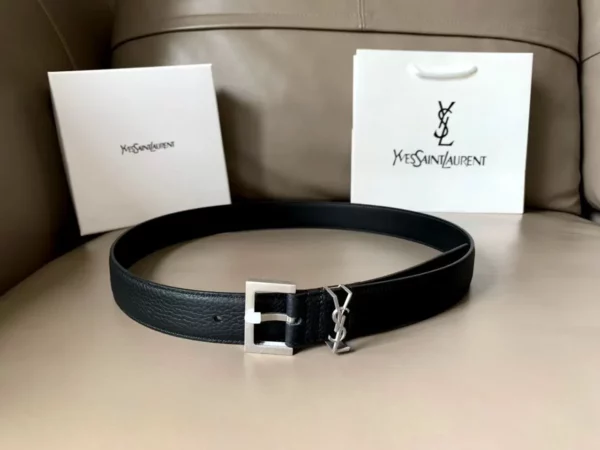 Saint Laurent belt