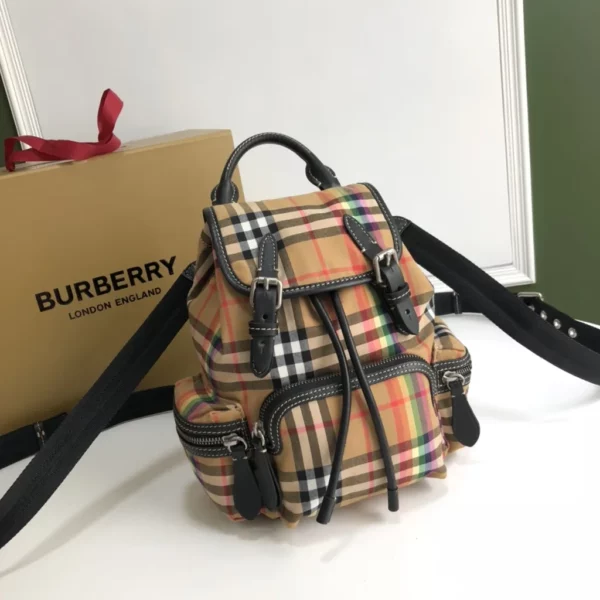 Burberry bag - rep bags