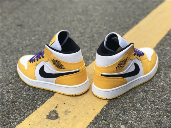 $180 Air Jordan 1 - 2019-03-13 - Replica shoes