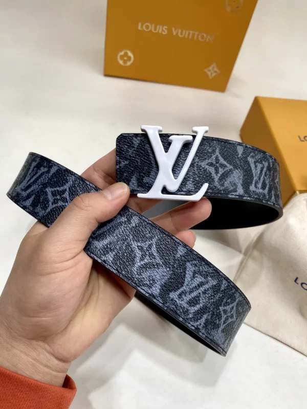 Louis Vuitton belt