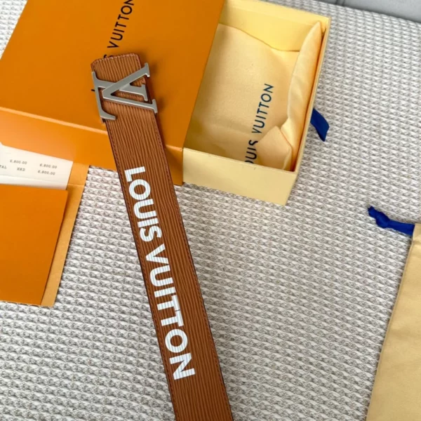 Louis Vuitton belt