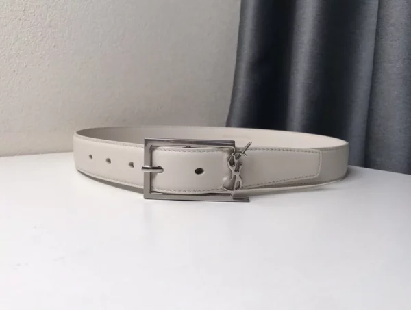 Saint Laurent belt