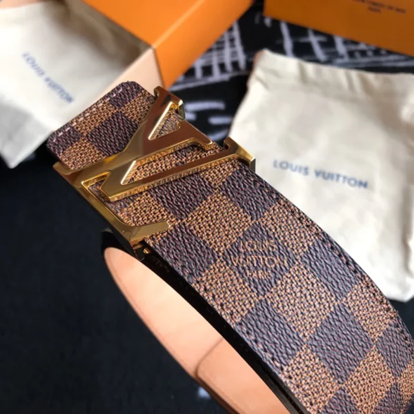 Louis Vuitton belt