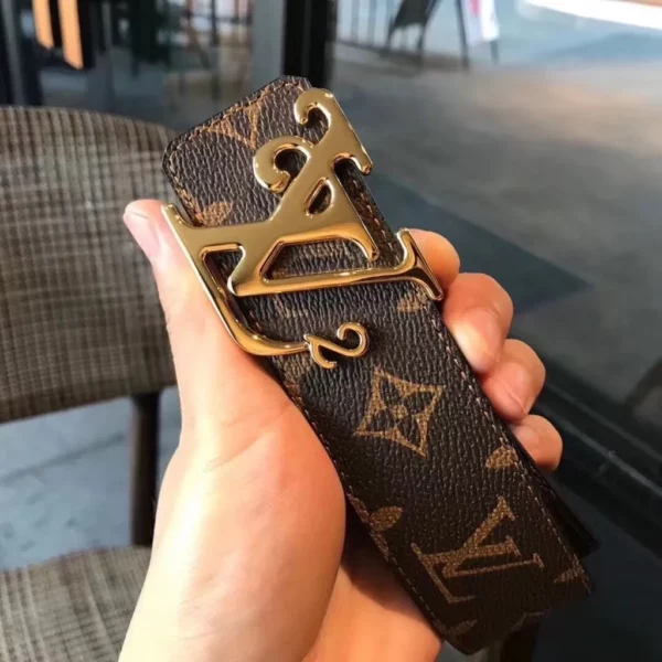 Louis Vuitton belt