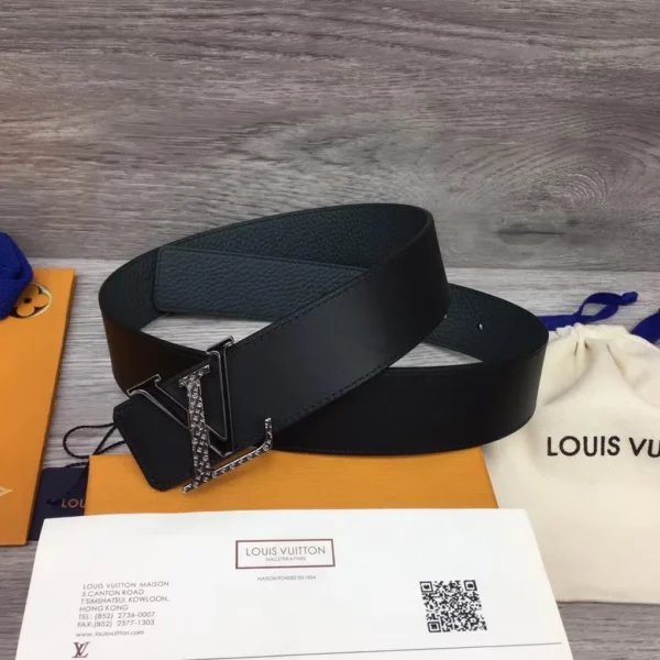 Louis Vuitton belt