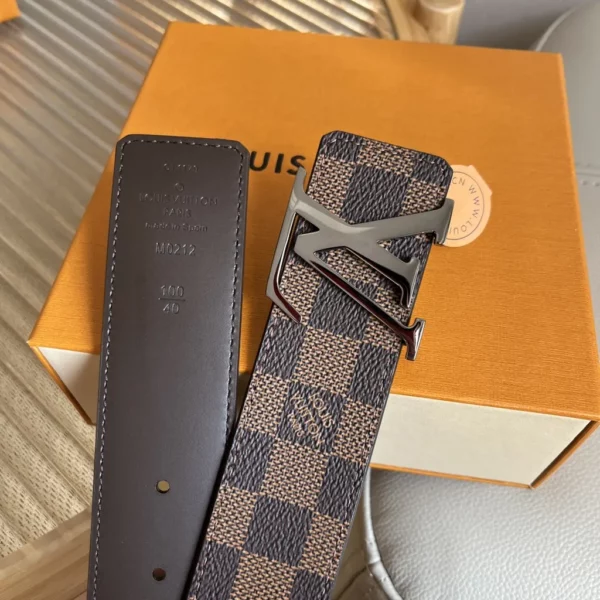 Louis Vuitton belt