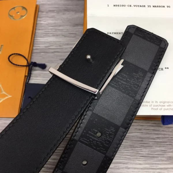 Louis Vuitton belt