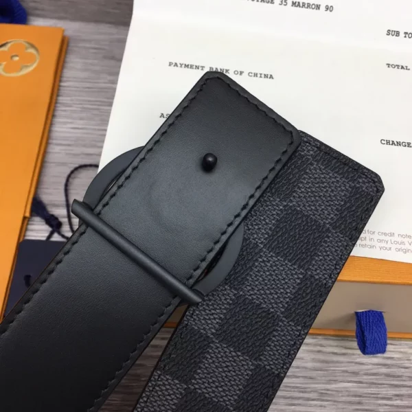 Louis Vuitton belt