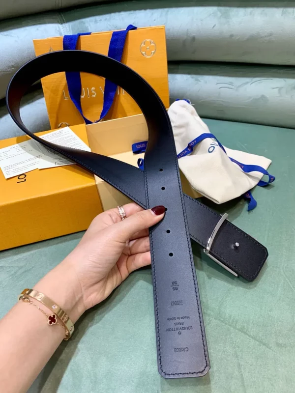 Louis Vuitton belt