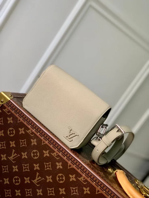 Louis Vuitton bag - louis vuitton replica bags