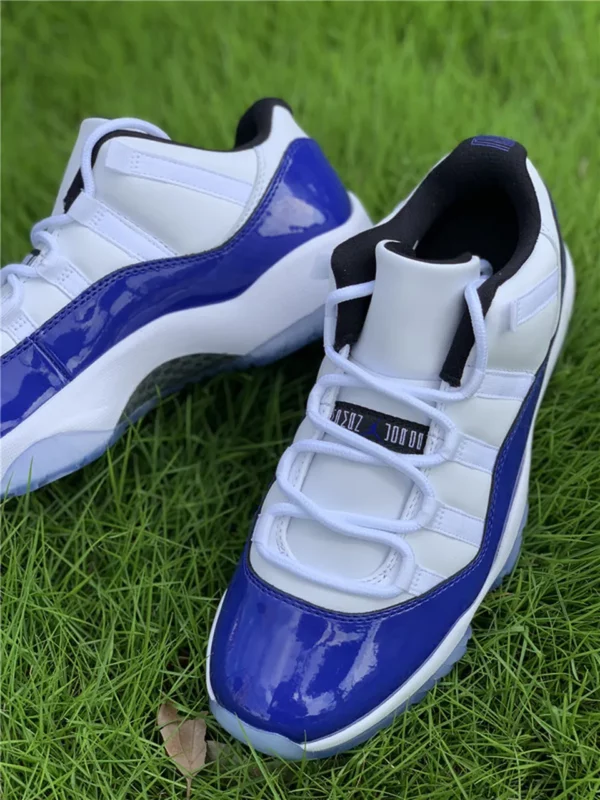 Air Jordan 11 Low WMNS Concord - Replica shoes