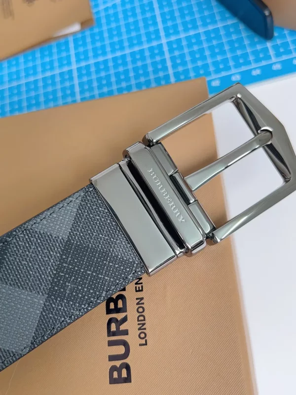 Burberry belt