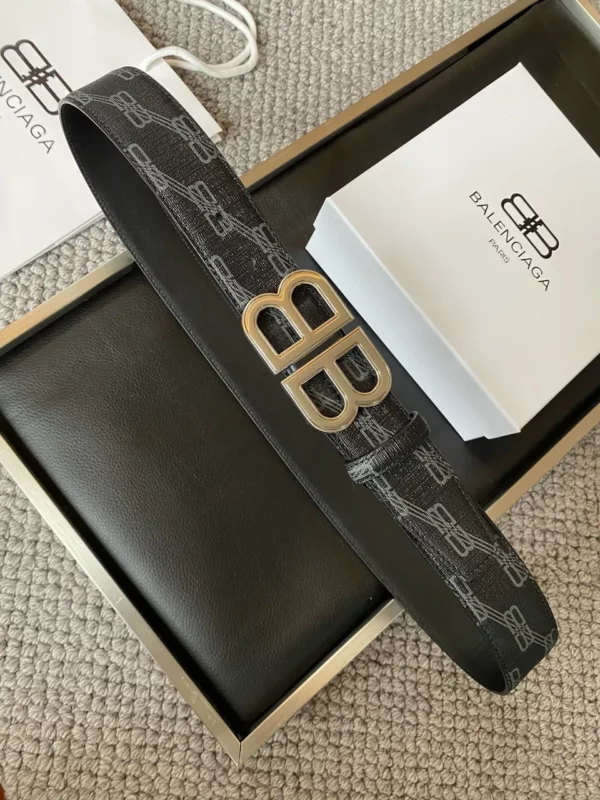 Balenciaga belt