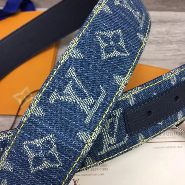 Louis Vuitton belt