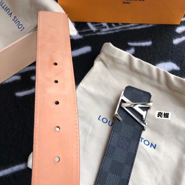 Louis Vuitton belt