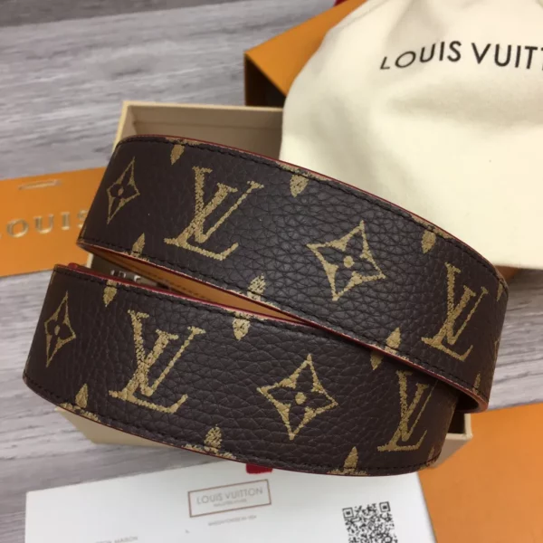 Louis Vuitton belt