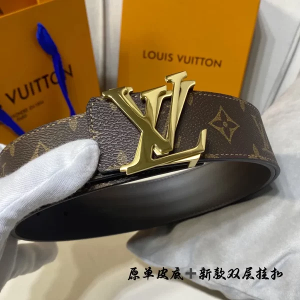 Louis Vuitton belt