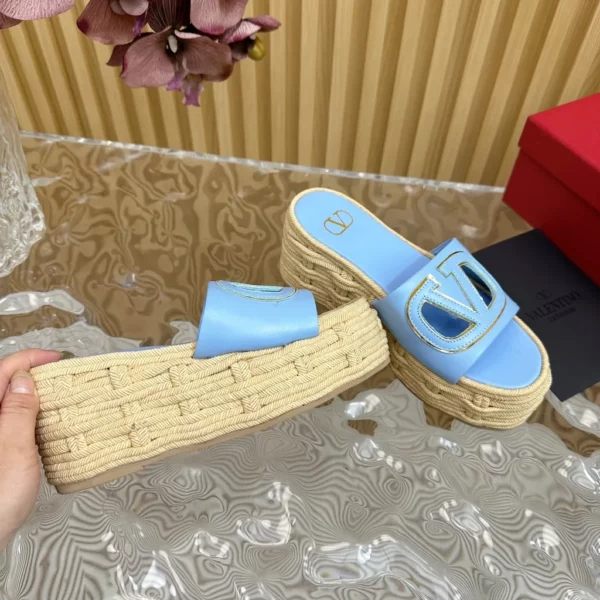 Valentino shoes - Reps shoes