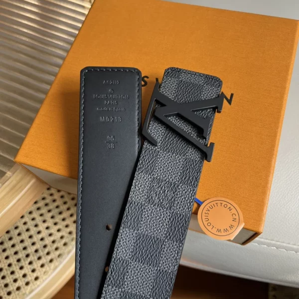 Louis Vuitton belt