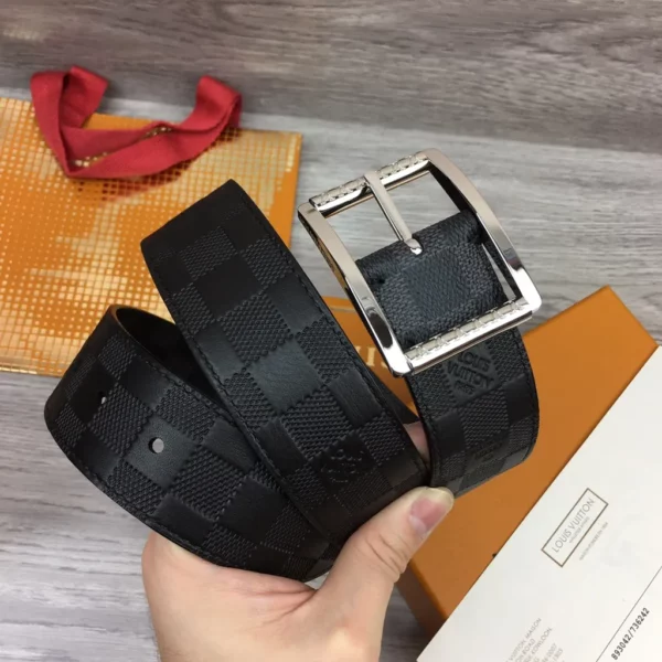 Louis Vuitton belt