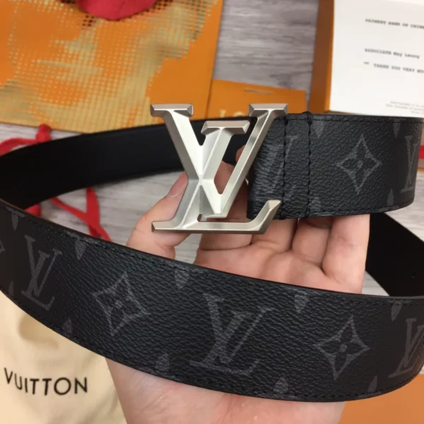 Louis Vuitton belt