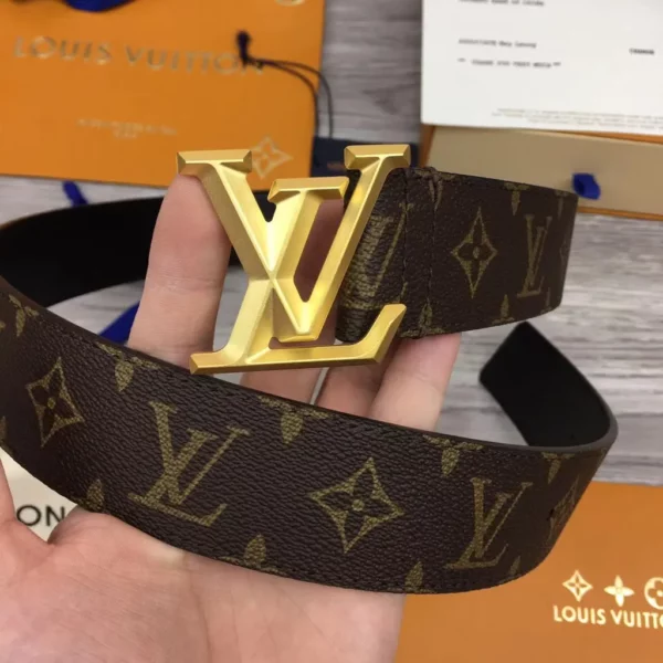 Louis Vuitton belt